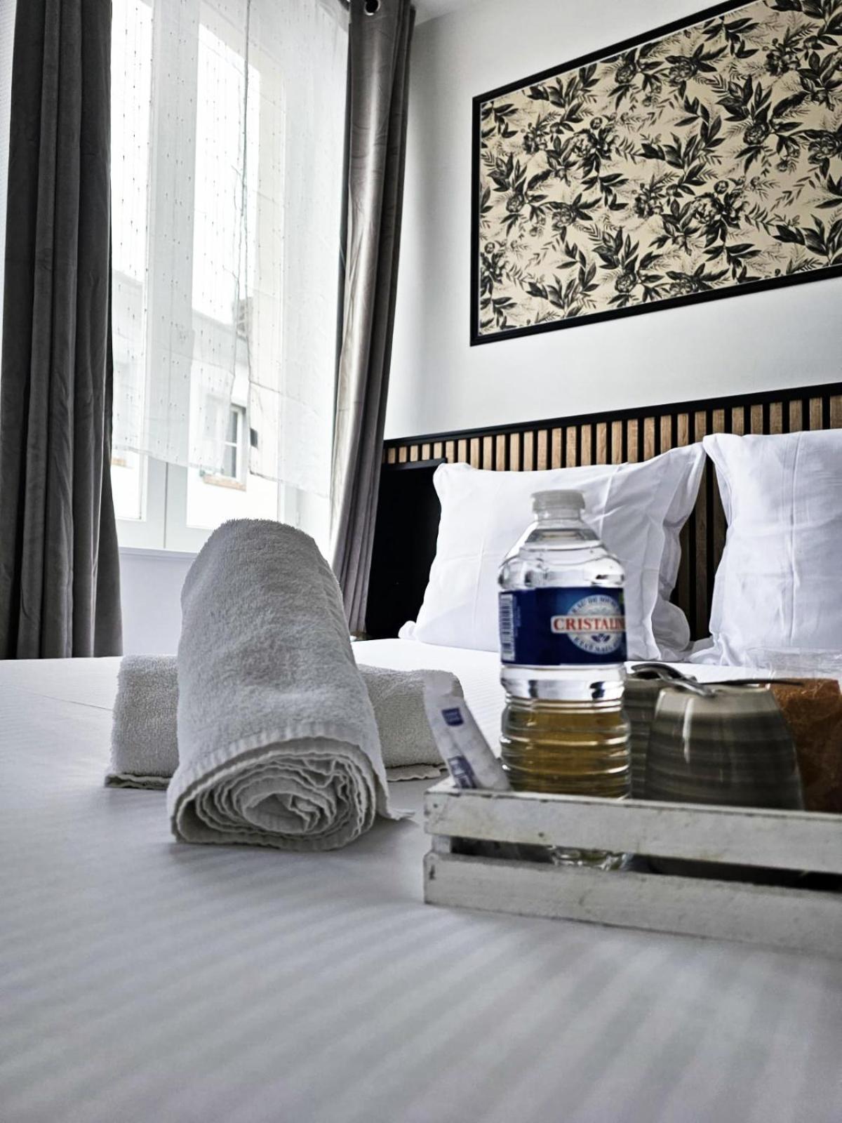 Hotel Le Lion D'Or Берне Экстерьер фото